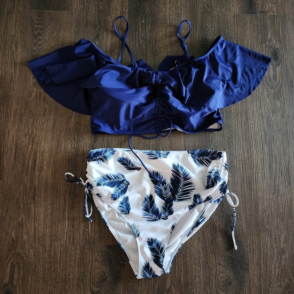 2 Piece Tropical White/Navy 3XL Plus Swimwear